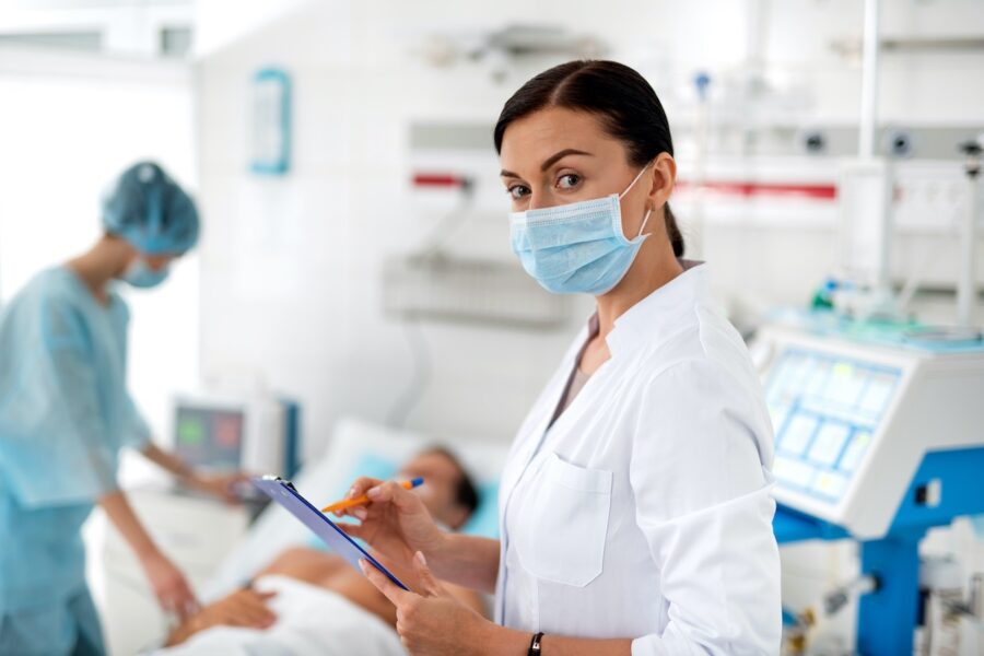Dietitian with COVID patient_Dietitians On Demand