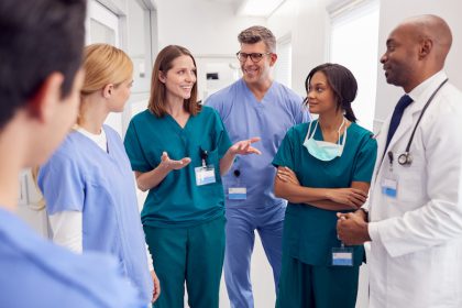 dietitian participating in rounds_Dietitians On Demand
